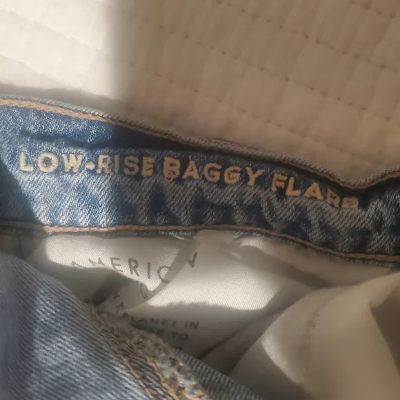 American Eagle Outfitters Light Blue Distressed Flare Jeans - Picture 5 of 5